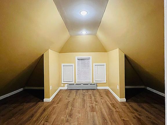 4th image of 9424 133rd Ave