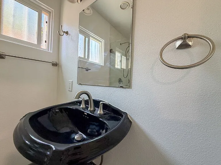 6765 Lemon Ave — Photo 48