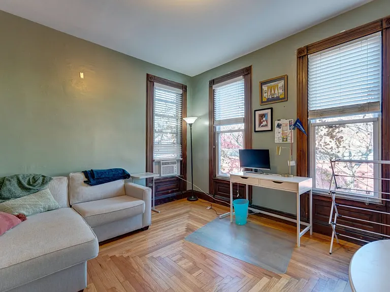 119 Olive St #2 — Photo 9