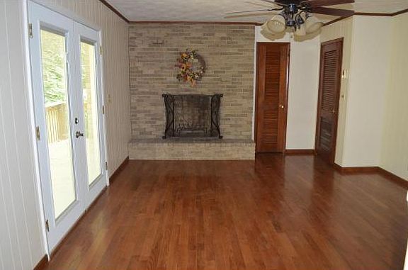 5th image of 1812 Brentwood Dr