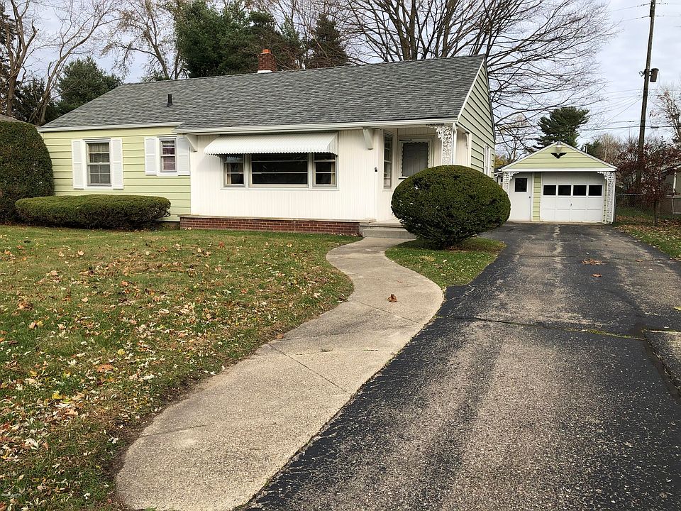 1st image of 214 Westfield Dr