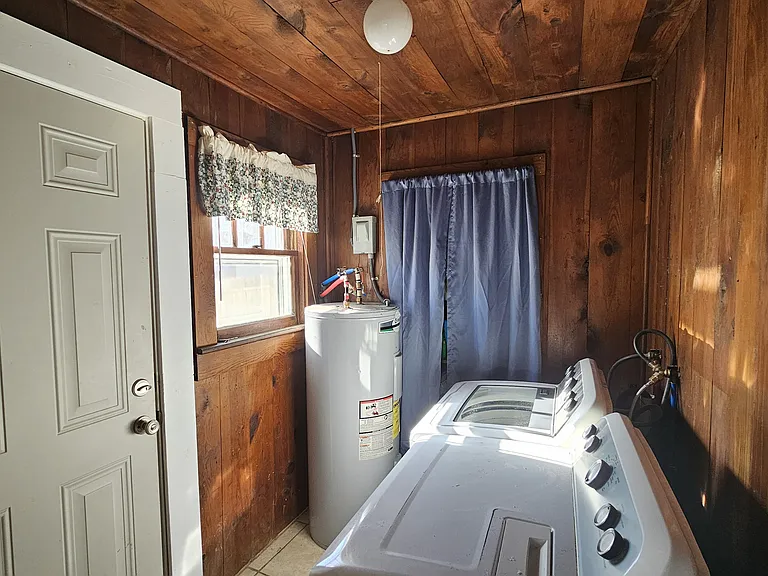 43 Sellers Rd — Photo 12