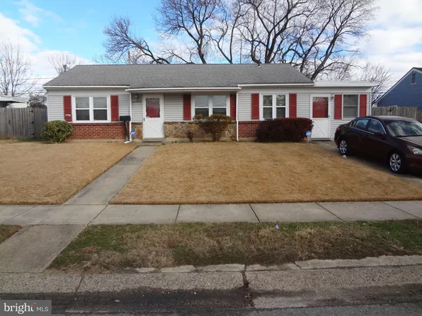 21 Chesterfield Dr, New Castle, DE 19720