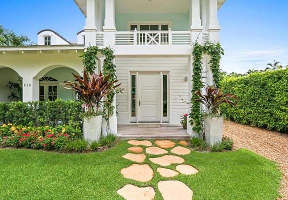 Home For Sale In Tunison Palms