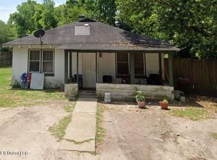 4215 12th St #B, Gulfport, MS 39501