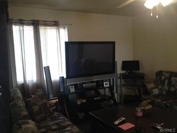 FRONT HOUSE LIVING ROOM