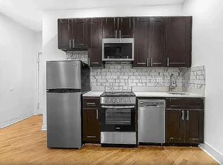 334 E 94th St #3R, New York, NY 10128