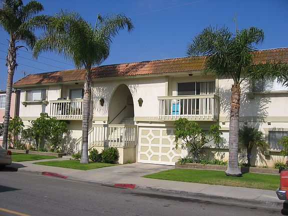 3rd image of 1808 Mackay Ln APT 3