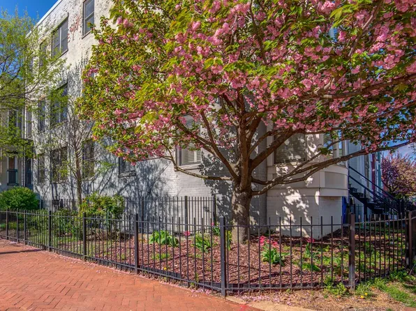 1240 4th St NW APT T, Washington, DC 20001