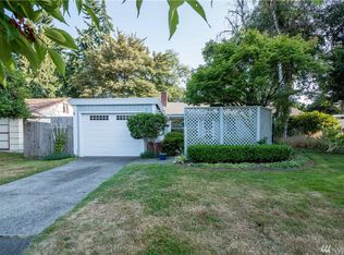 9839 NE 29th St, Bellevue, WA 98004