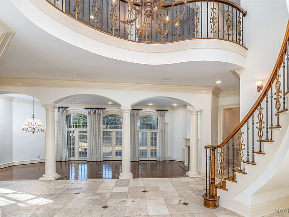 5th image of 9861 Wyncrest Cir