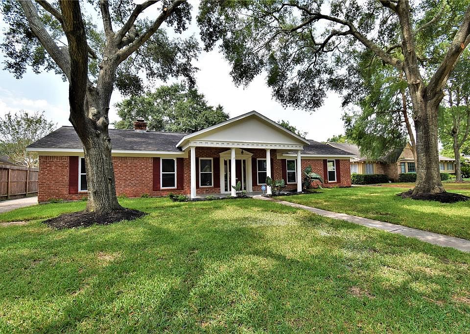 1st image of 7810 Braes Meadow Dr