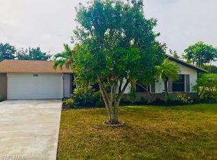 1320 SE 1st Ter, Cape Coral, FL 33990