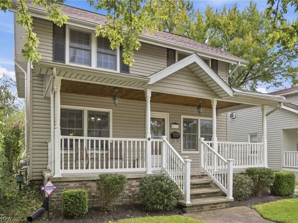 512 7th St, Fairport Harbor, OH 44077