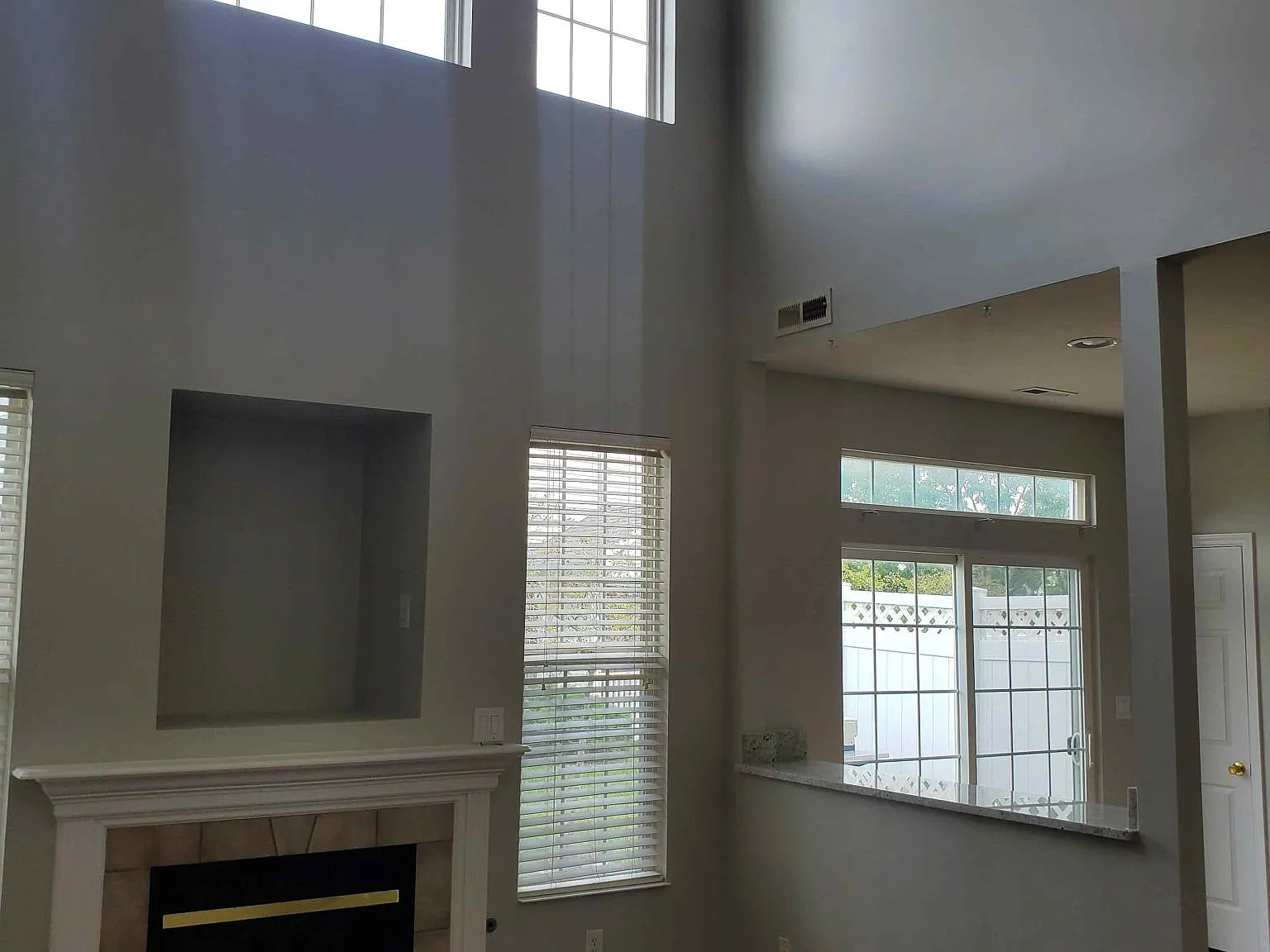 2 bed, 2.5 bath, 1479 sqft, $1,950 — Photo 4