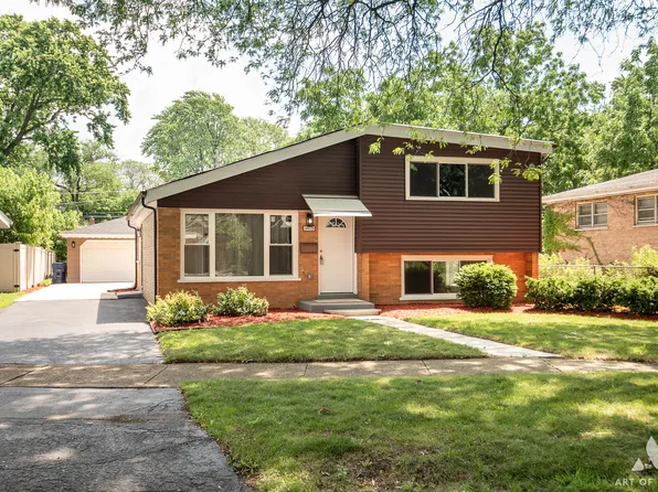 9023 Tulley Ave, Oak Lawn, IL 60453