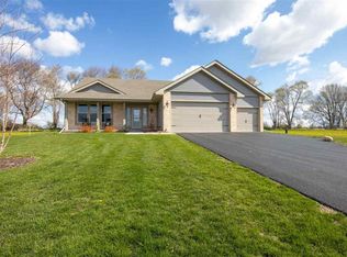 10170 Loren Way, Belvidere, IL 61008