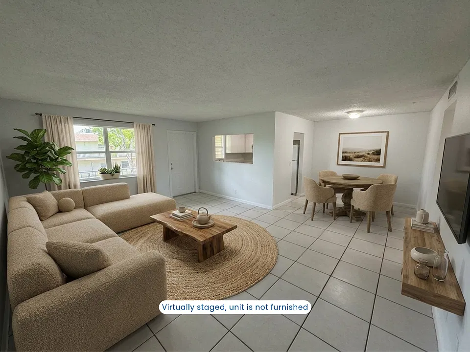 4160 NW 21st St E #220