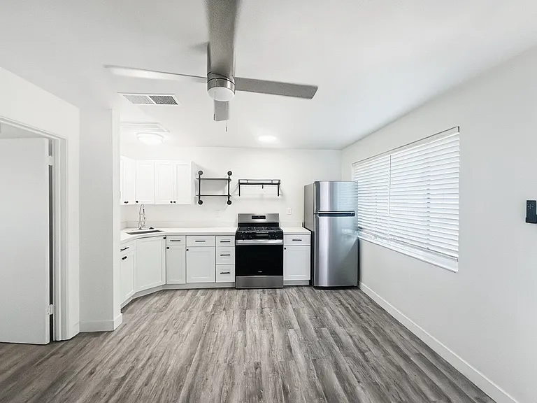3636 E Verde Ln #7 — Photo 12