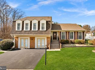 6208 Ormandy Dr, Burke, VA