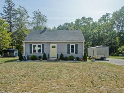 181 Shoemaker Ln, Agawam, MA, 01001