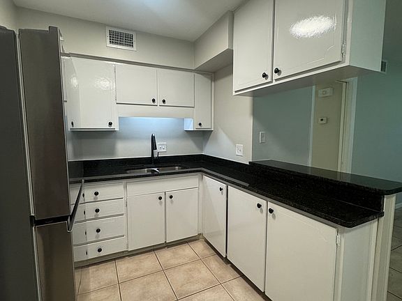2nd image of 1408 Alpine Rd APT 4