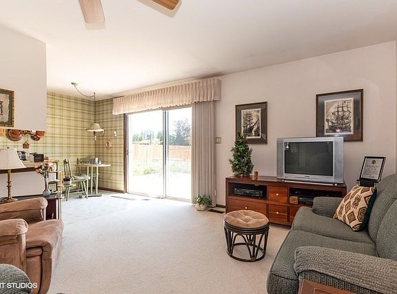 3rd image of 6837 Eastside Ave