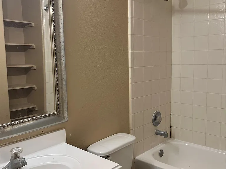 3223 Amber Meadow Dr — Photo 17