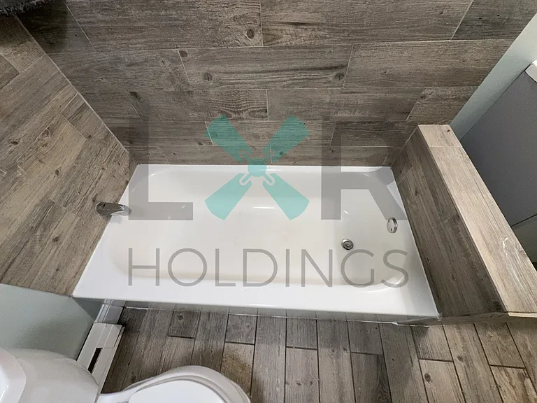 101 White Ave #1C — Photo 3