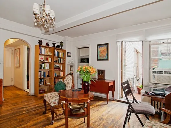 299 West 12th Street image 1 of 6