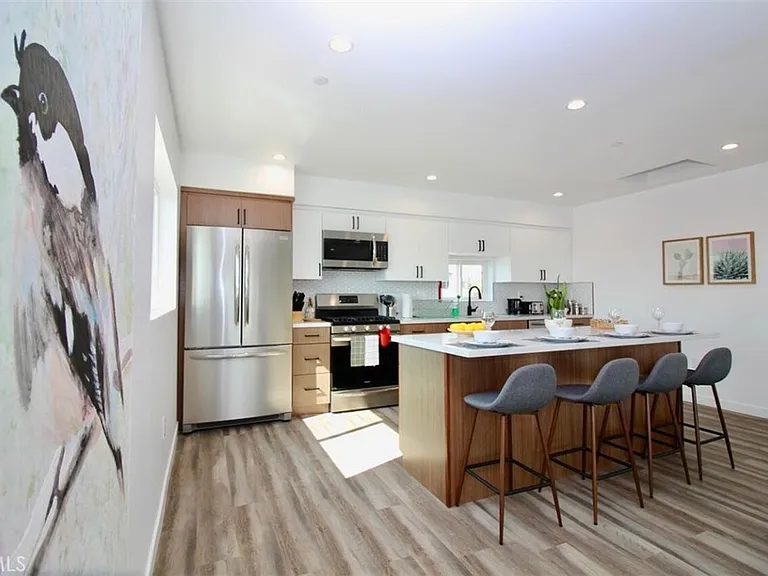 1416 S Cloverdale Ave #1416 — Photo 14