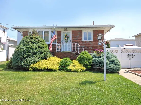 11 Piave Ave, Staten Island, NY 10305