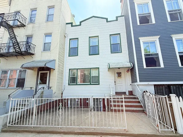 552 17th St, Brooklyn, NY 11215