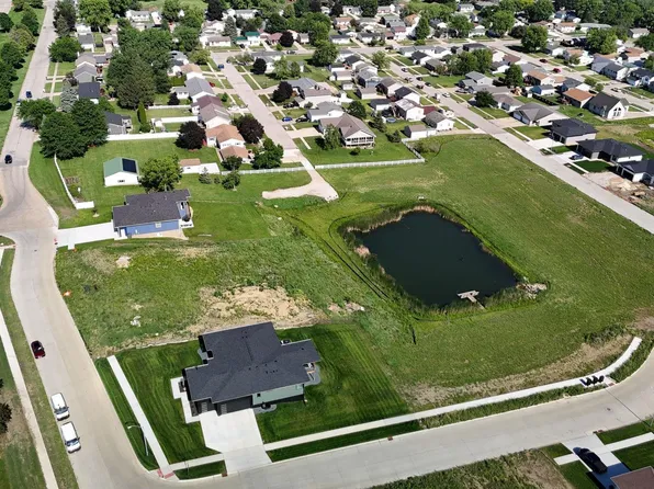 4108 Mark Rd Lot 20, Cedar Falls, IA 50613