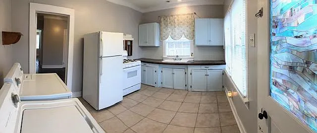 406 S Jefferson St — Photo 25
