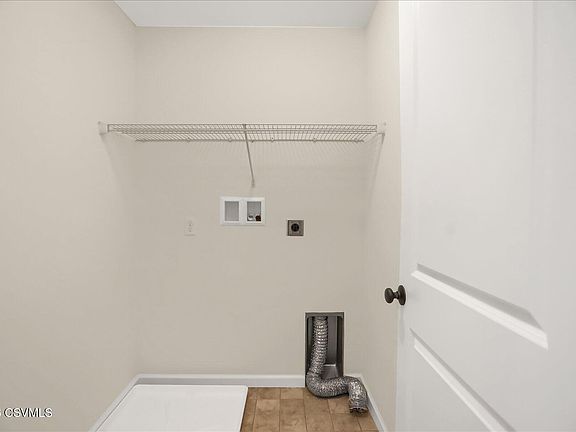 5th image of 88 Limerick Ln
