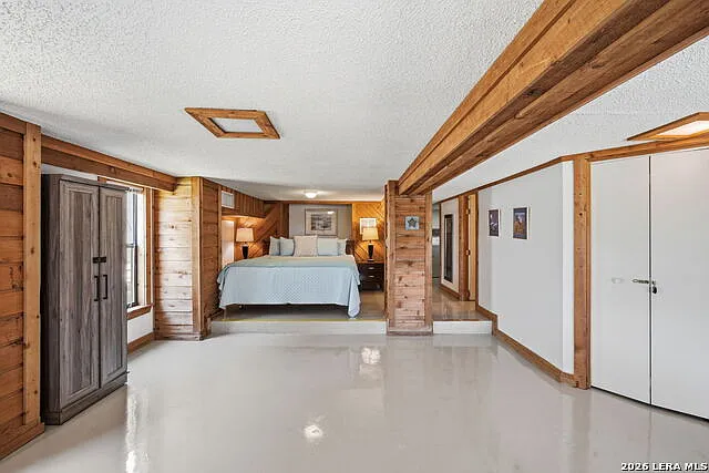2681 Lakeview Dr — Photo 16