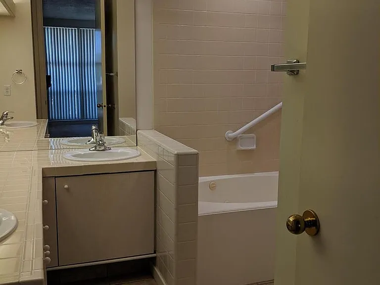 255 W 2025th Cir S #105 — Photo 12