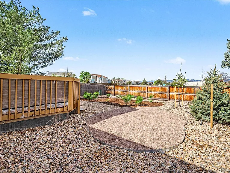 10411 Hyacinth St — Photo 26