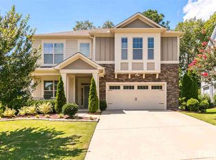 17 Woods Manor Ln, Clayton, NC 27527