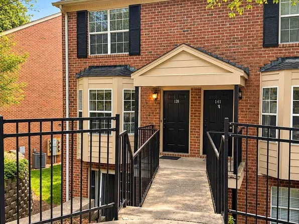 139 Sleepy Creek Dr #139, Athens, GA 30606