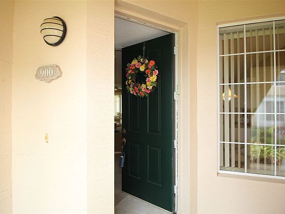 3rd image of 900 Pine Valley Pl