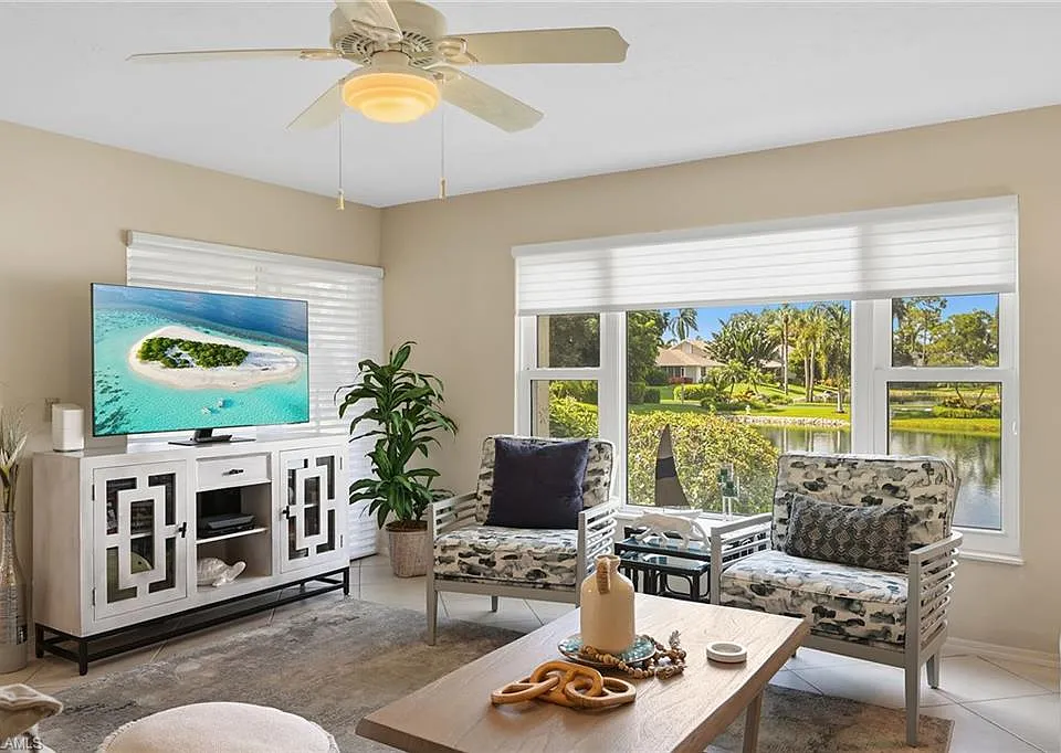 84 Georgetown Blvd #84