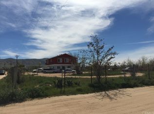 22687 Via Viento Rd, Apple Valley, CA 92308