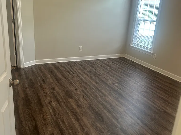 1004 Bristolmoor Dr — Photo 5