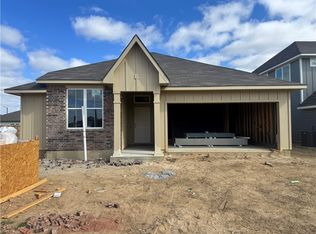 2402 Rooke Rd, Bryan, TX 77807