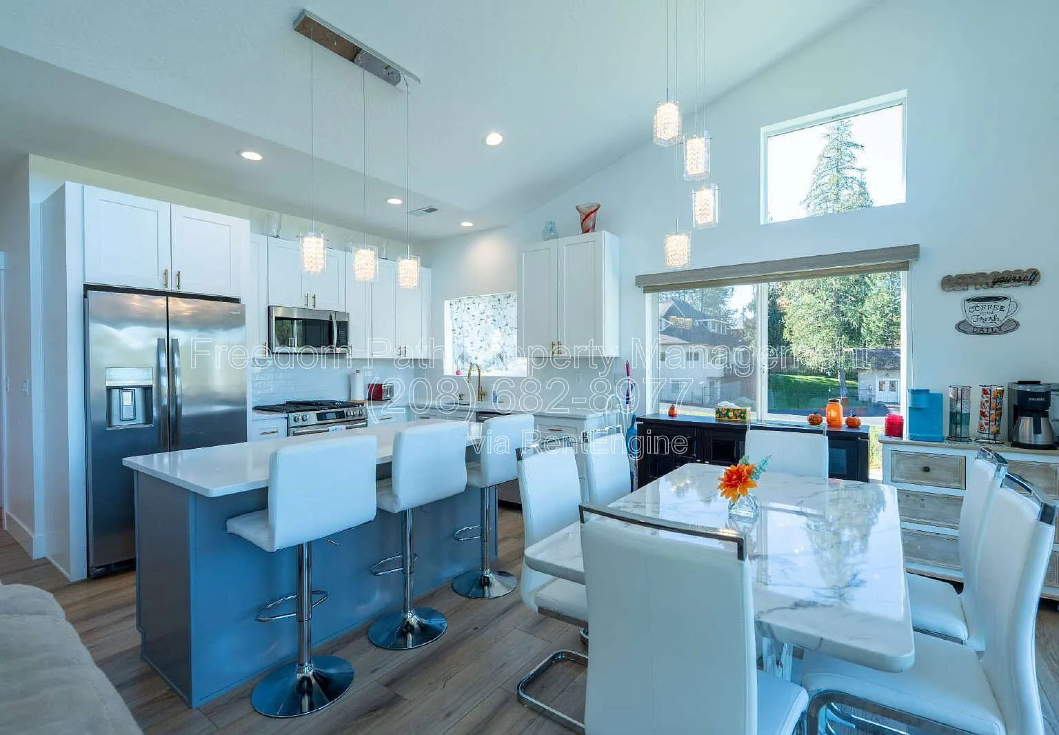 4 bed, 2.5 bath, 1640 sqft, $2,750 — Photo 4