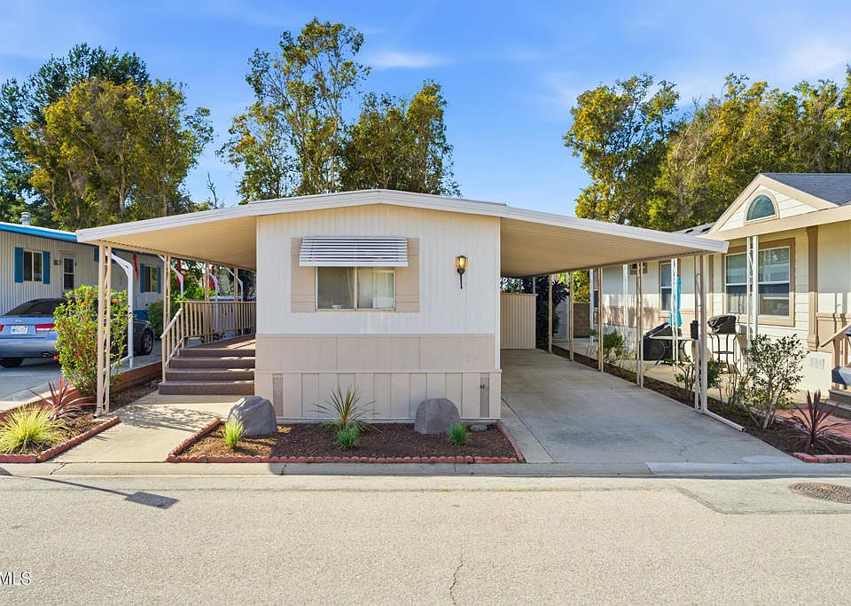 1st image of 1150 Ventura Blvd Space 125