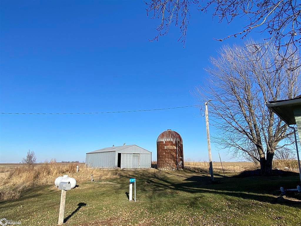 1309 Grape Ave, Packwood, IA 52580 MLS 6313572 Zillow