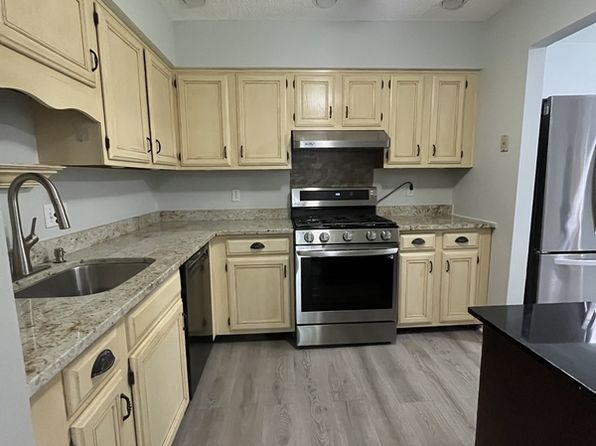 3035 Squire Blvd #1